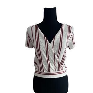 NWOT Love Tree White and Maroon V Neck Wrap Short Sleeve Top Blouse - M